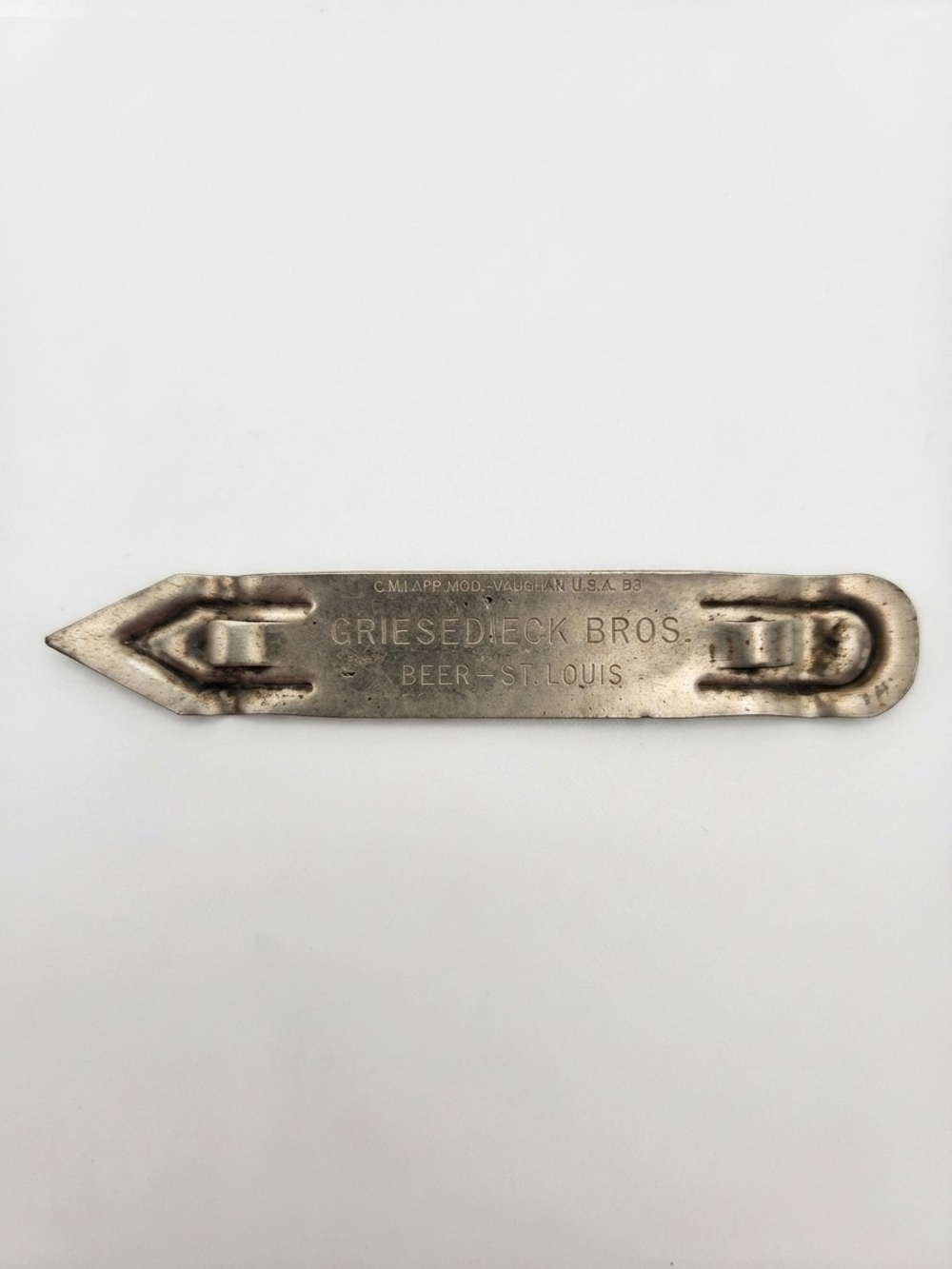Vintage Pre-1957 Griesedieck Bros Beer Bottle Can Opener Church Key (0247M)